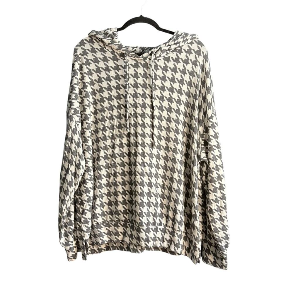 Dear Scarlett Black and White Oversized Boxy Hoodie